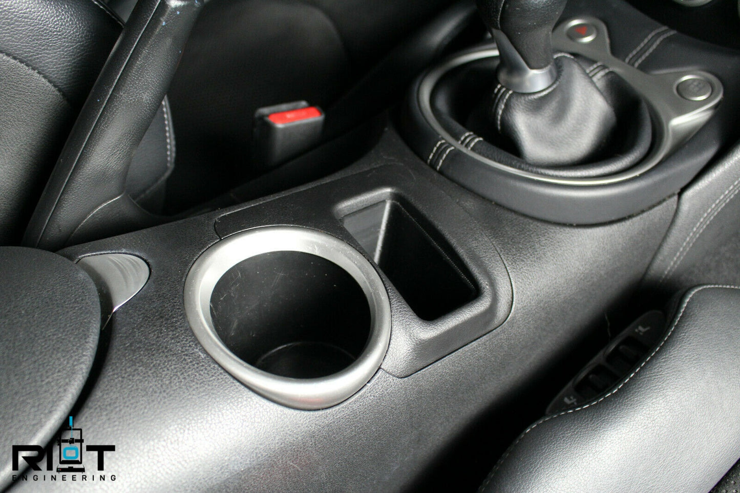 09-20 370Z Cubby Insert - Blank Button Delete - Phone / Change / Misc. Holder