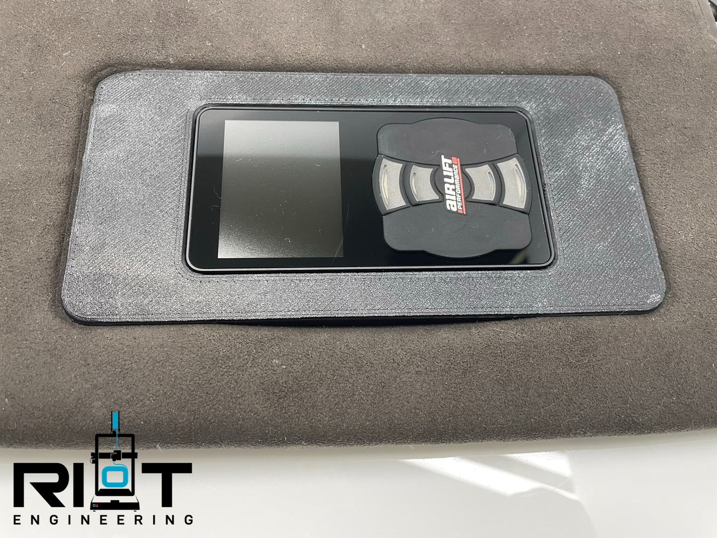 14-19 Cherokee SRT Air Lift Controller Holder - Visor Airlift Mount