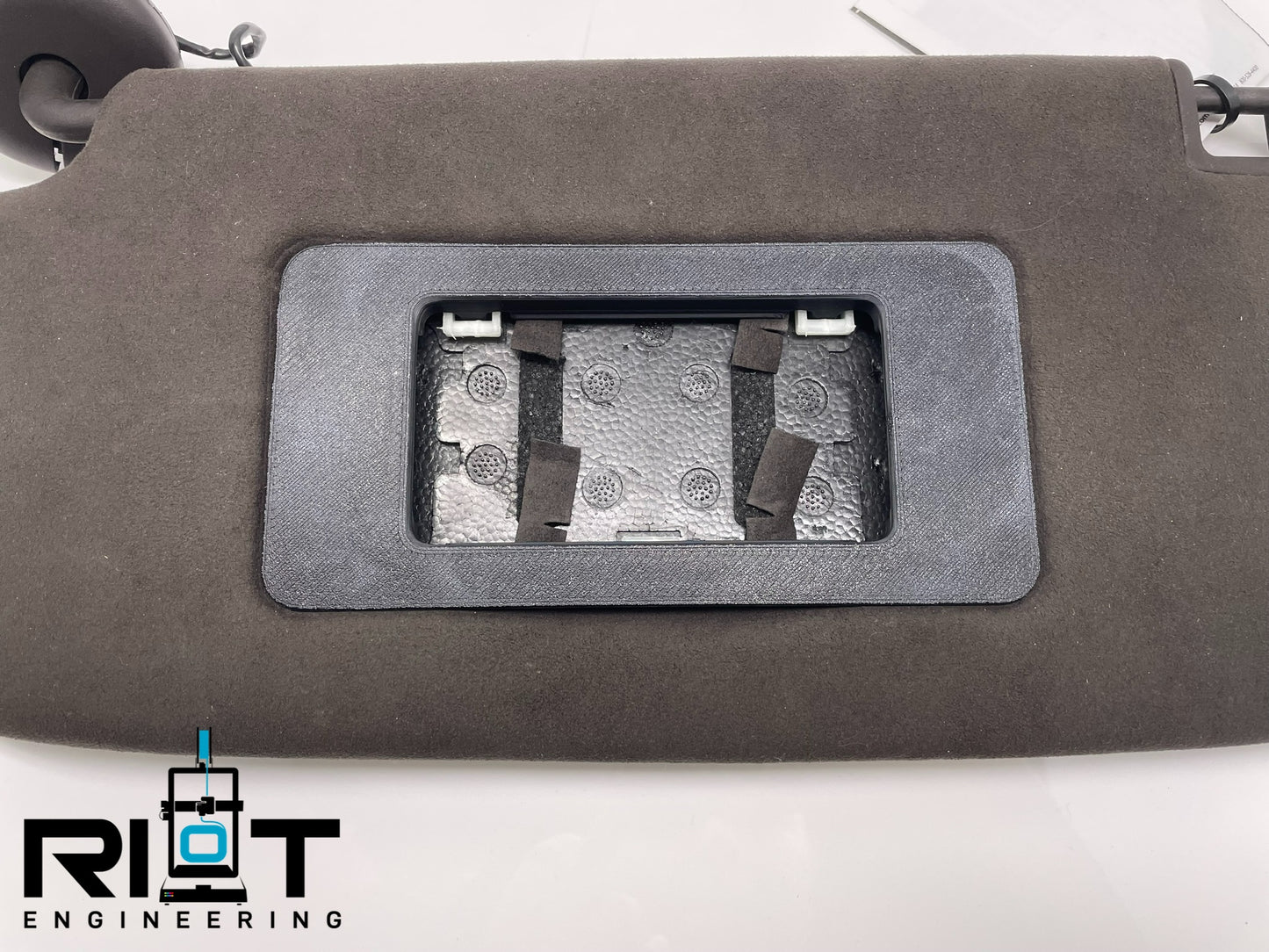 14-19 Cherokee SRT Air Lift Controller Holder - Visor Airlift Mount